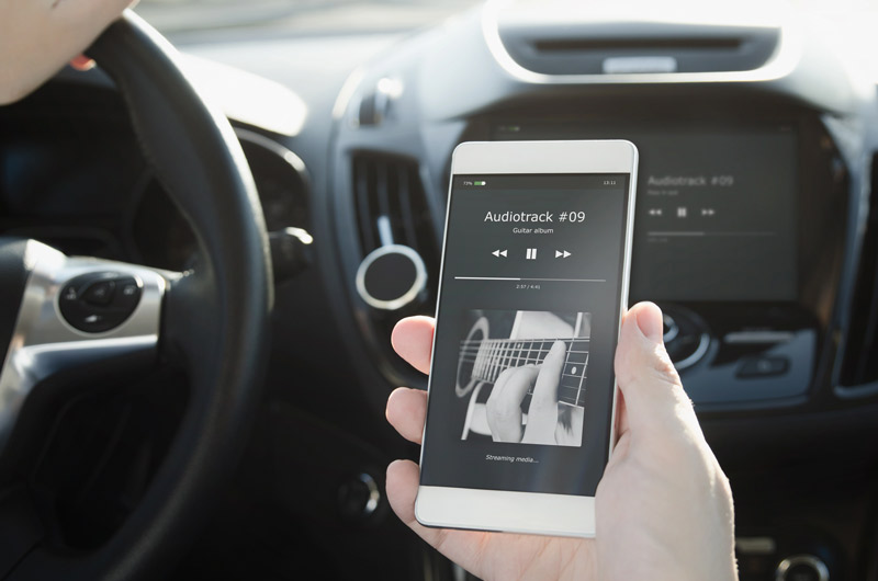 پخش صدا در خودرو از طریق موبایل